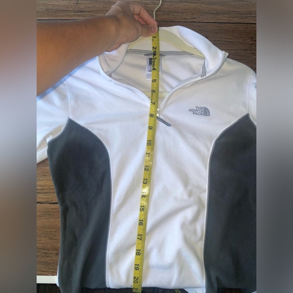 The north face pullover Half zip up jacket sweater pullover black and white - Picture 7 of 9